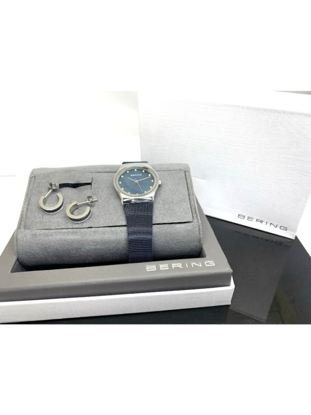 Bering Women's Watch 12927-307 Quartz Silver Blue Dial Mesh Stainless Steel 27mm - Picture 3 of 15